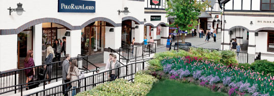 Cheshire Oaks retail outlet village
