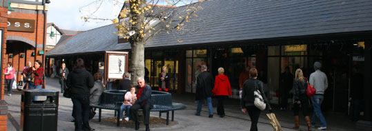 Cheshire Oaks retail outlet village